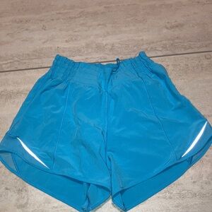 Women's Lululemon Hotty hot shorts